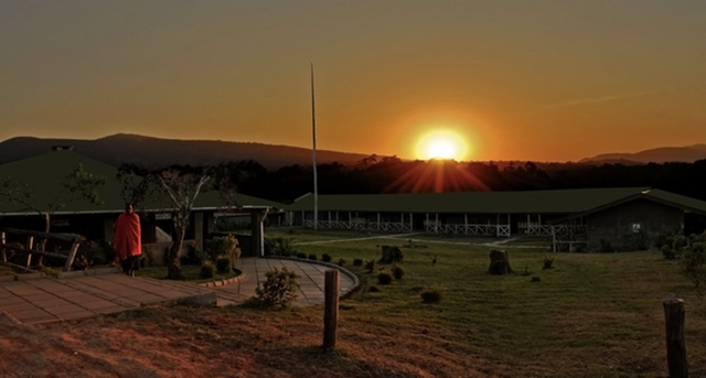 Rhino Lodge